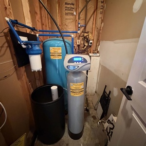 Complete Plumbing Upgrade: Bladder Tank, Water Softener & Filter Housing Replacement